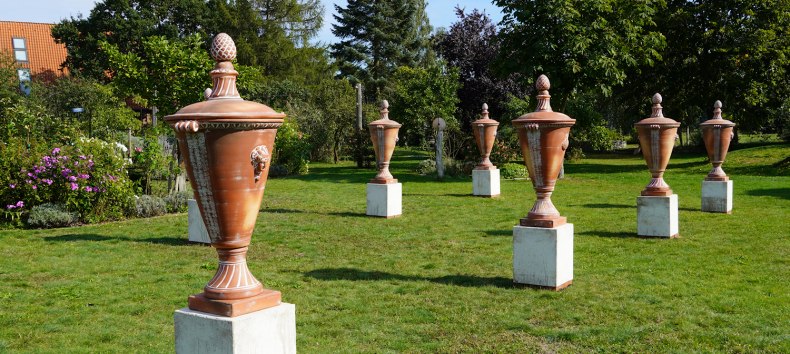 Vasen gedreht gebaut terra-cotta // &copy; A.von Stenglin