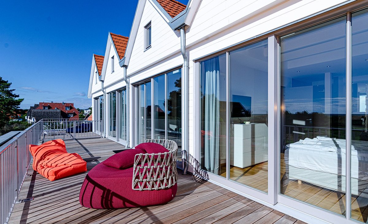 Terras flat 5 en 6, &copy; Hiddenseezimmer