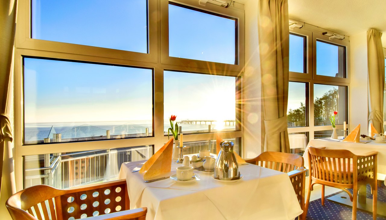 Hotelrestaurant, © Promenadenhotel Admiral Hotelrestaurant, © Promenadenhotel Admiral