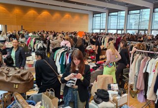 M&auml;dchenflohmarkt // &copy; bj