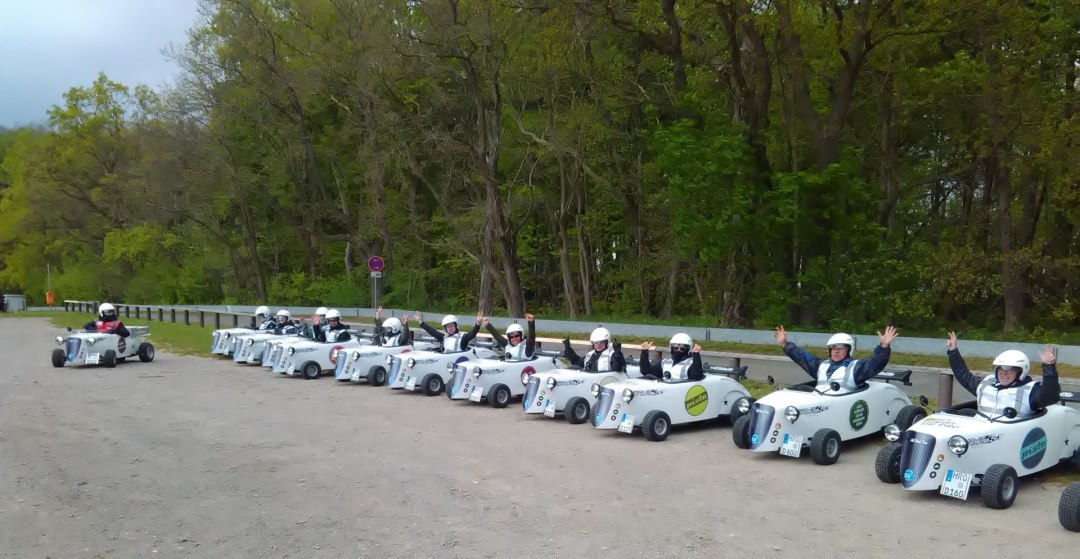 Hot rod-tours door Rostock en Mecklenburg-Vorpommern, © Küstencruiser GmbH Hot rod-tours door Rostock en Mecklenburg-Vorpommern, © Küstencruiser GmbH