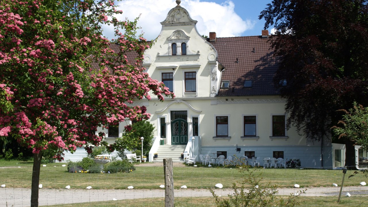 Gutshaus Neu Wendorf // © Hans-Hellmuth Eben Gutshaus Neu Wendorf // © Hans-Hellmuth Eben
