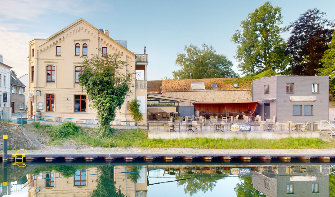 Cafe Flair, &copy; Steffen Boettcher