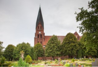 Kirche von der S&uuml;dseite // &copy; Frank Burger