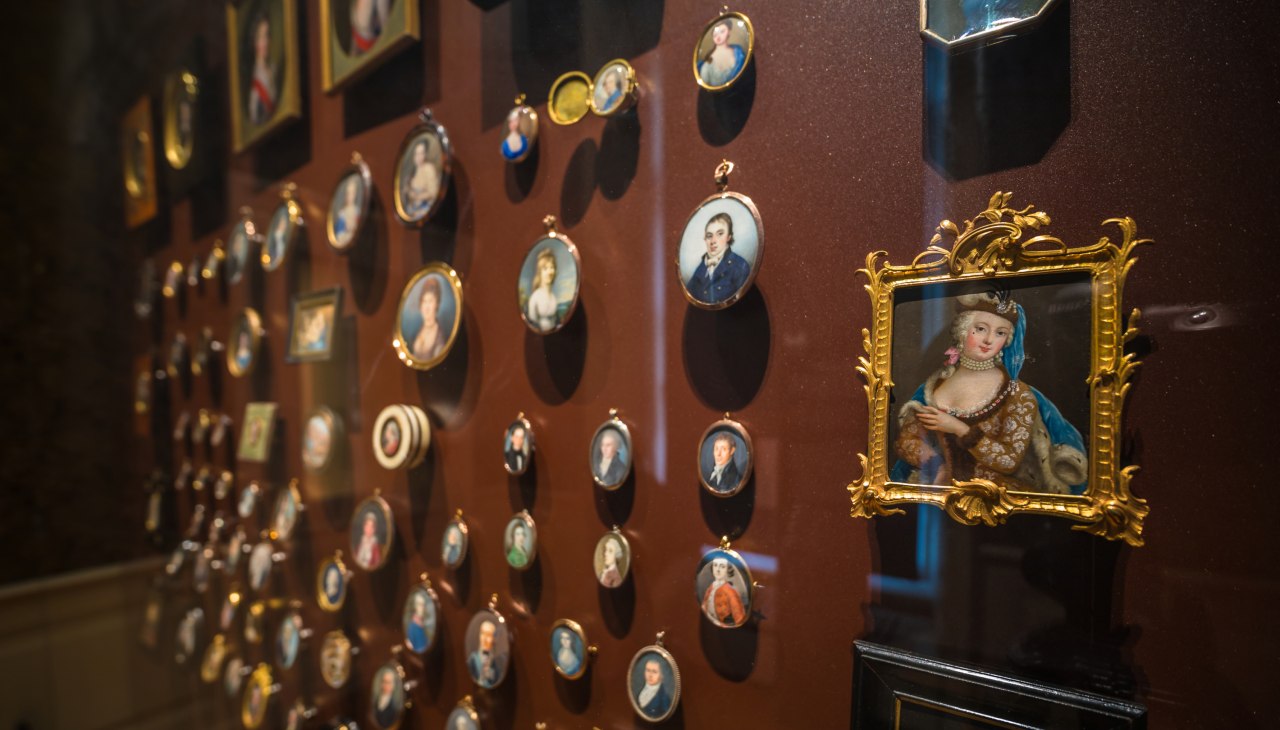 Miniaturgem&auml;lde in der Galerie Museum Schloss Ludwigslust, &copy; SSGK MV / Timm Allrich