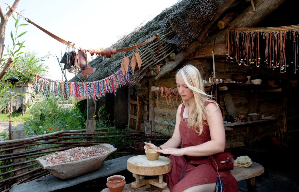 Aardewerk in het Slavische dorp aan de Uecker, &copy; Leo Seidel