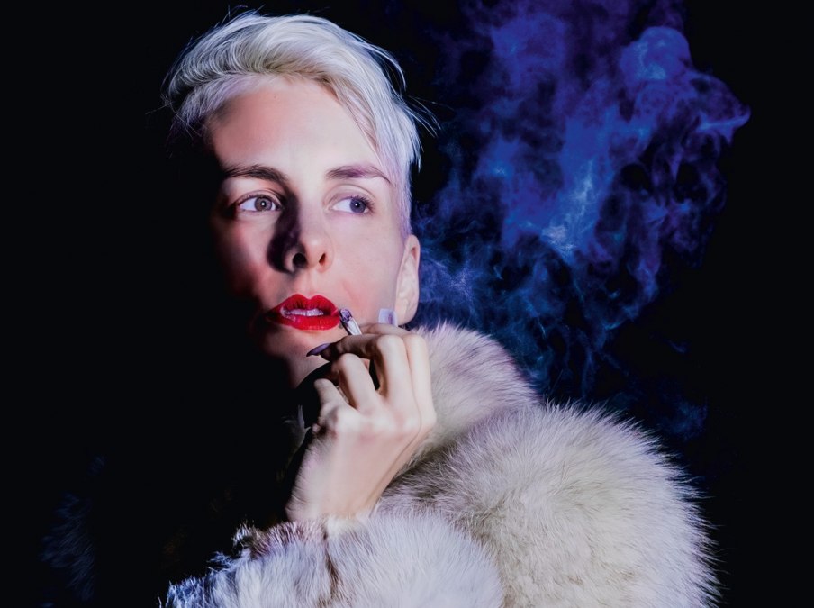 Lisa Eckhart, &copy; Jens Doerre