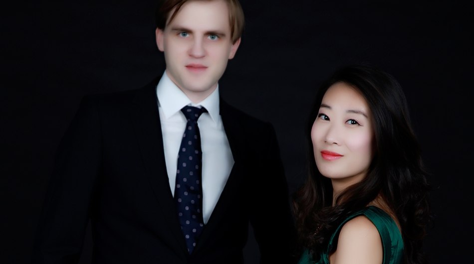 Klavierduo Florian Koltun & Xin Wang, © Künstlervermittlung Koltun Klavierduo Florian Koltun & Xin Wang, © Künstlervermittlung Koltun