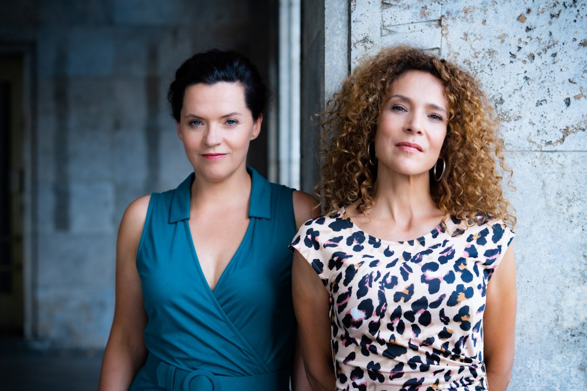 &copy; Gregory B. Waldis