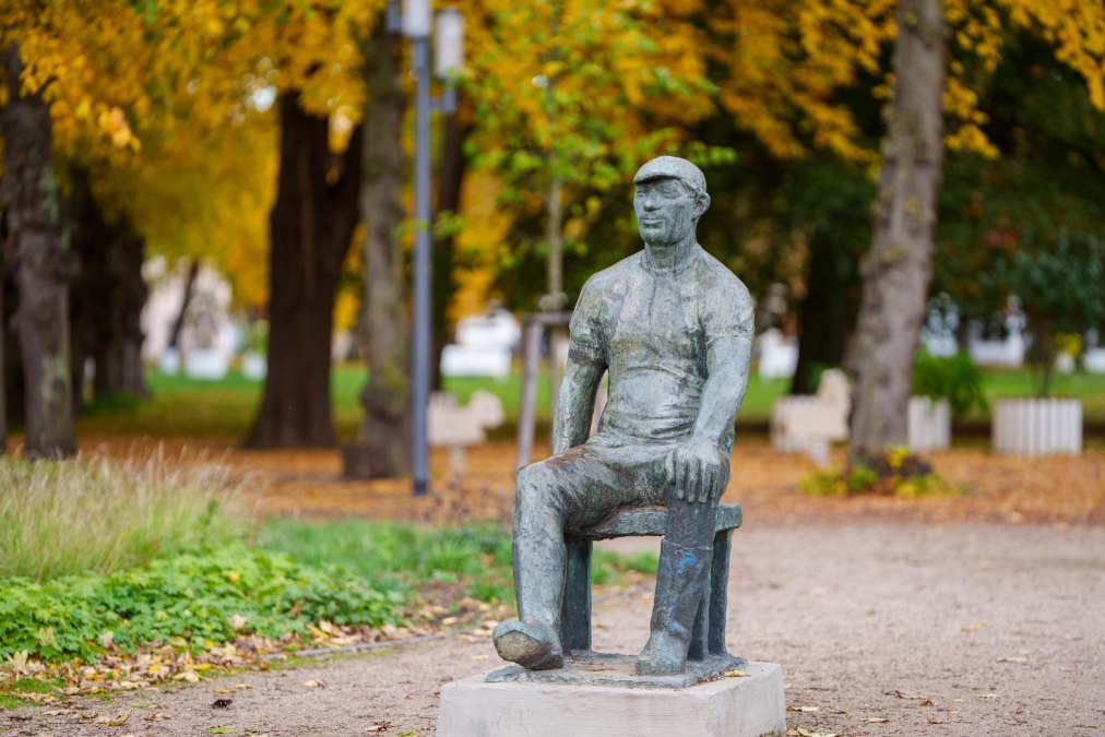 MHS03933 (Copy), © TI