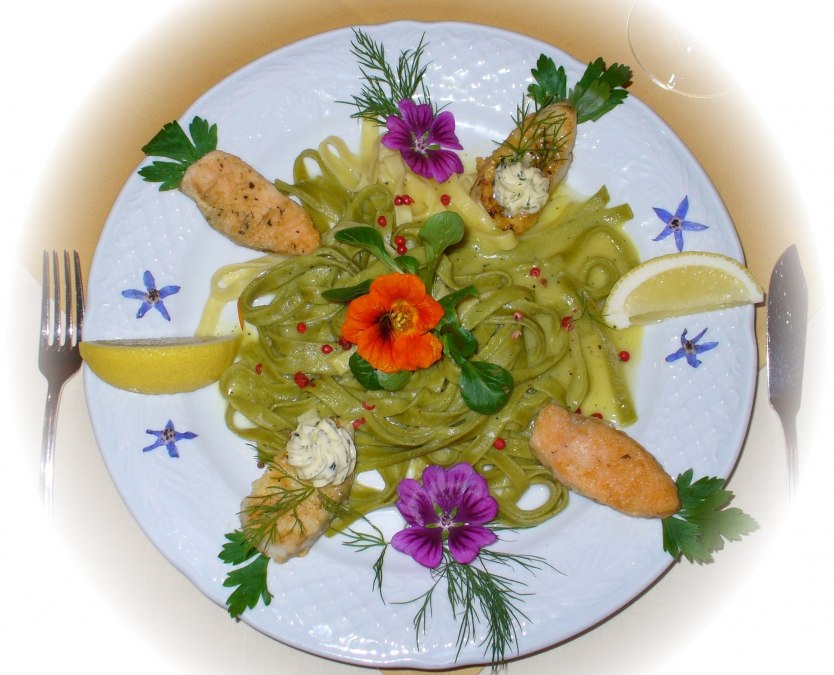 Zander und Lachs Variation, © Robert Niche Zander und Lachs Variation, © Robert Niche