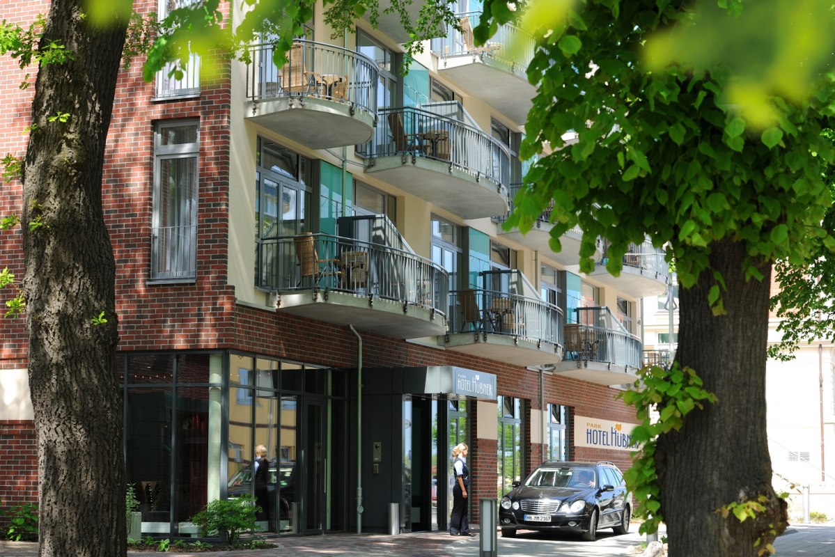 Au&szlig;enansicht Park-Hotel H&uuml;bner // &copy; Hotel H&uuml;bner GmbH