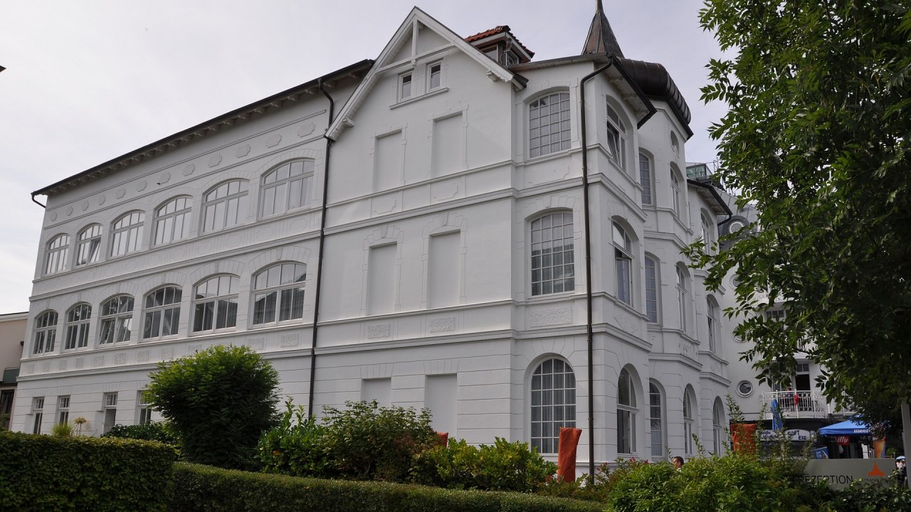 Direkt an der Promenade: Strandhotel Binz // © TMV Direkt an der Promenade: Strandhotel Binz // © TMV