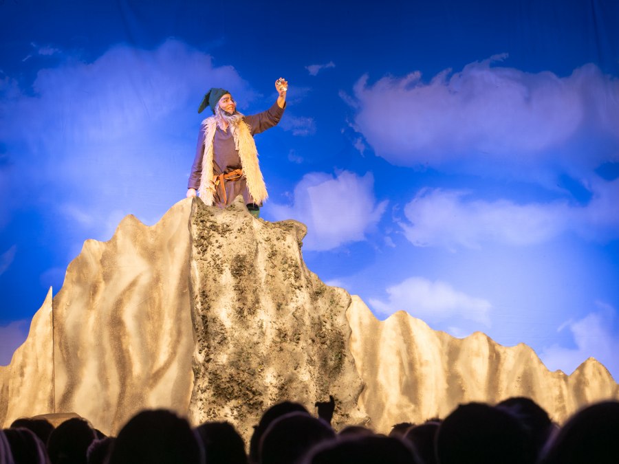 Schl&uuml;ndelgr&uuml;nder Weihnachtsm&auml;rchen 2023, &copy; Stadt Ribnitz-Damgraten