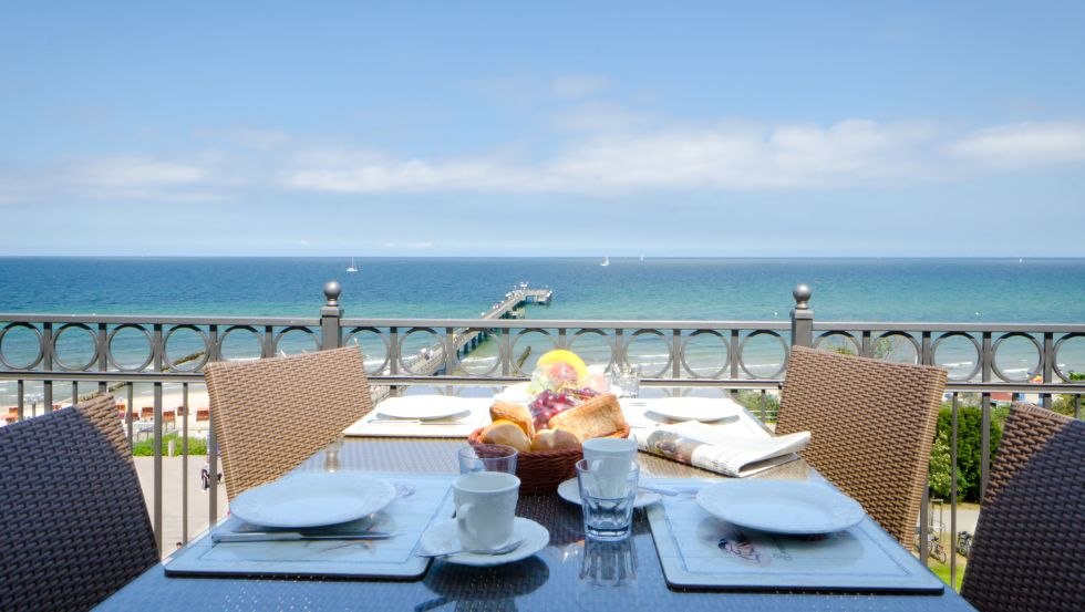 Ausblick auf Ostsee und Strand von Kühlungsborn, © Appartementhaus ATLANTIK Ausblick auf Ostsee und Strand von Kühlungsborn, © Appartementhaus ATLANTIK