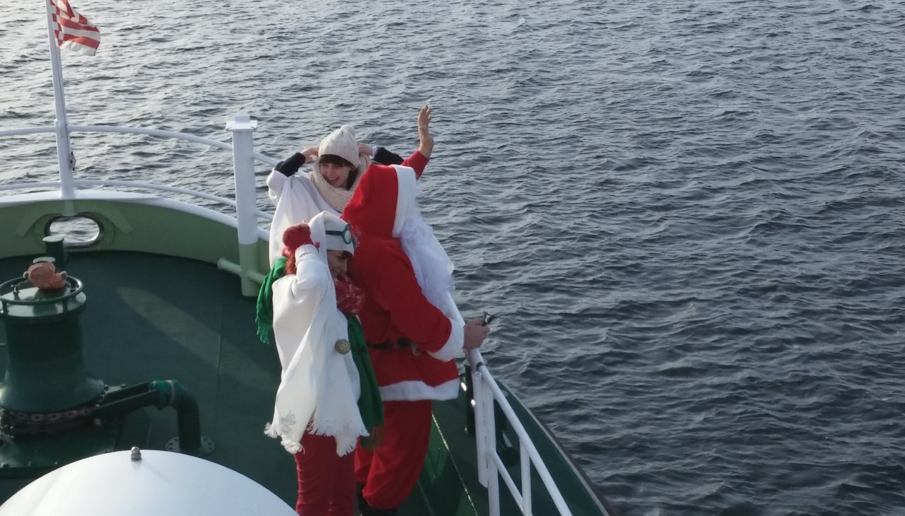 weihnachtliche-bescherung3, &copy; TZRW