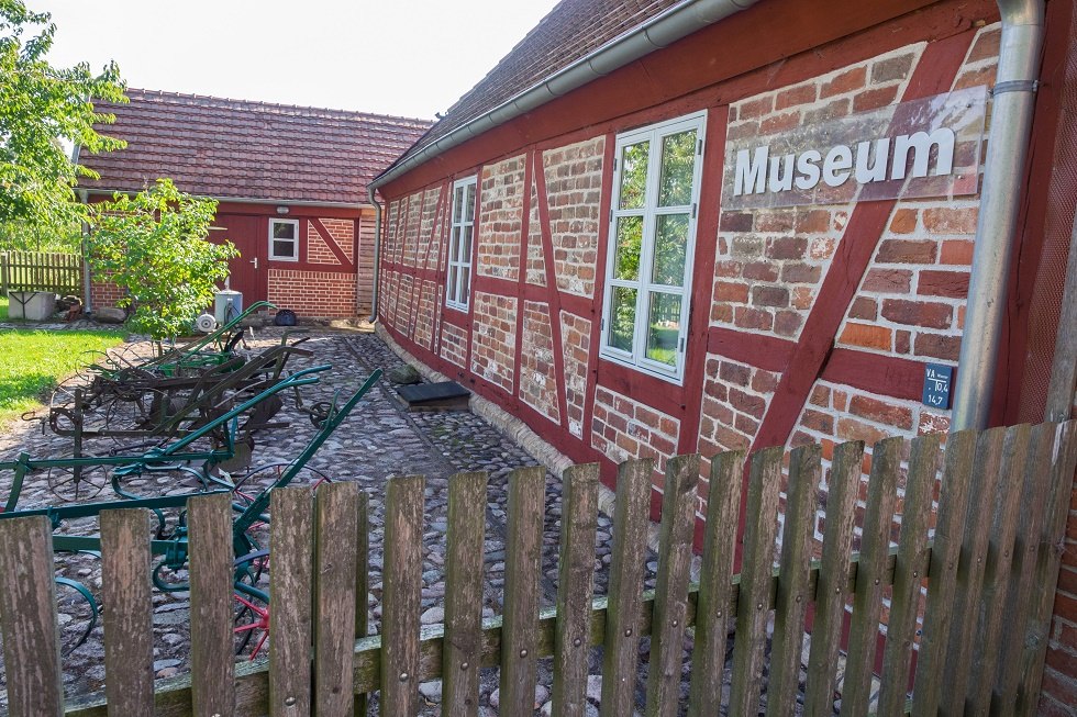 Zum Museum gehört auch eine Open-air-Ausstellung. // © Frank Burger Zum Museum gehört auch eine Open-air-Ausstellung. // © Frank Burger