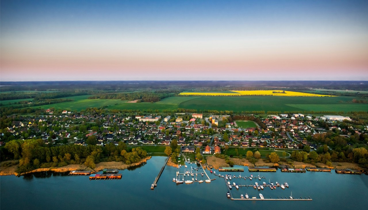 Luftbild Rechlin Hans Blossey - H&auml;fen Rechlin, &copy; TDG Rechlin mbH / Hans Blossey