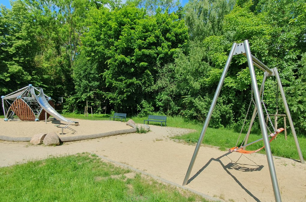 Spielplatz Herrensteig, &copy; Amt Mecklenburgische Kleinseenplatte