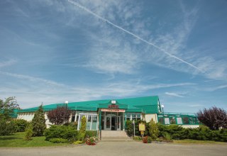 Hoteleingang, © @EHRINGHAUS Hoteleingang, © @EHRINGHAUS