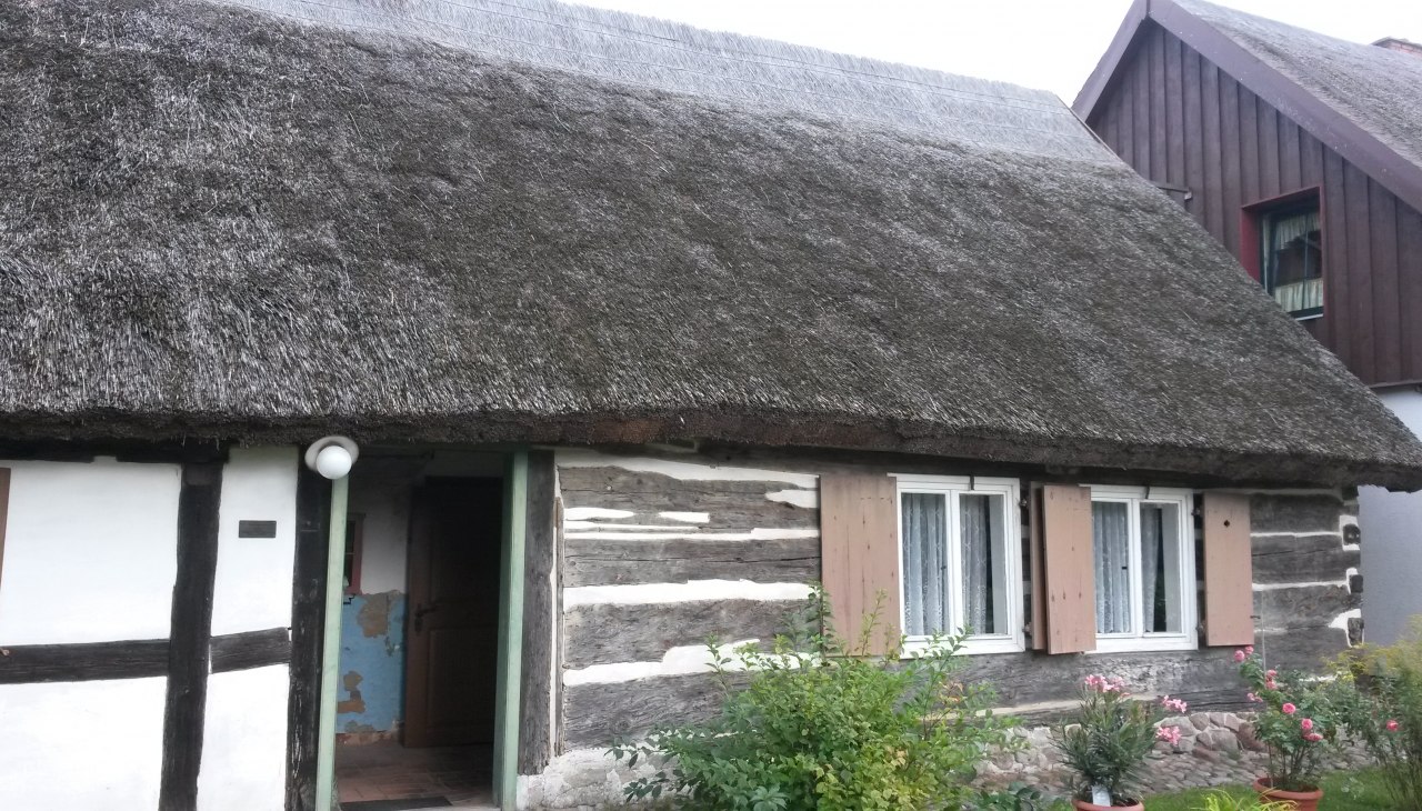 Ein kleines Caf&egrave; l&auml;dt zum Verweilen ein, &copy; Angelika Michaelis