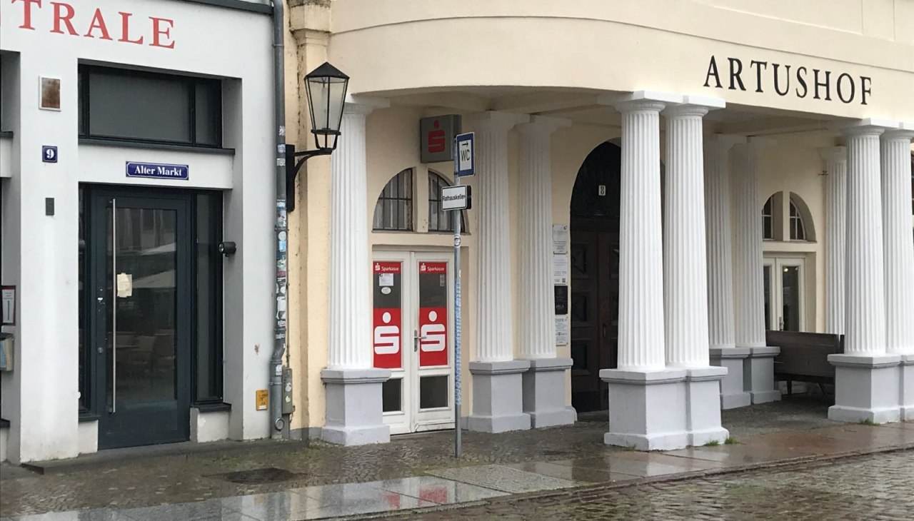 Geldautomat_SparkasseVorpommern_AlterMarkt_02, &copy; TZ HST