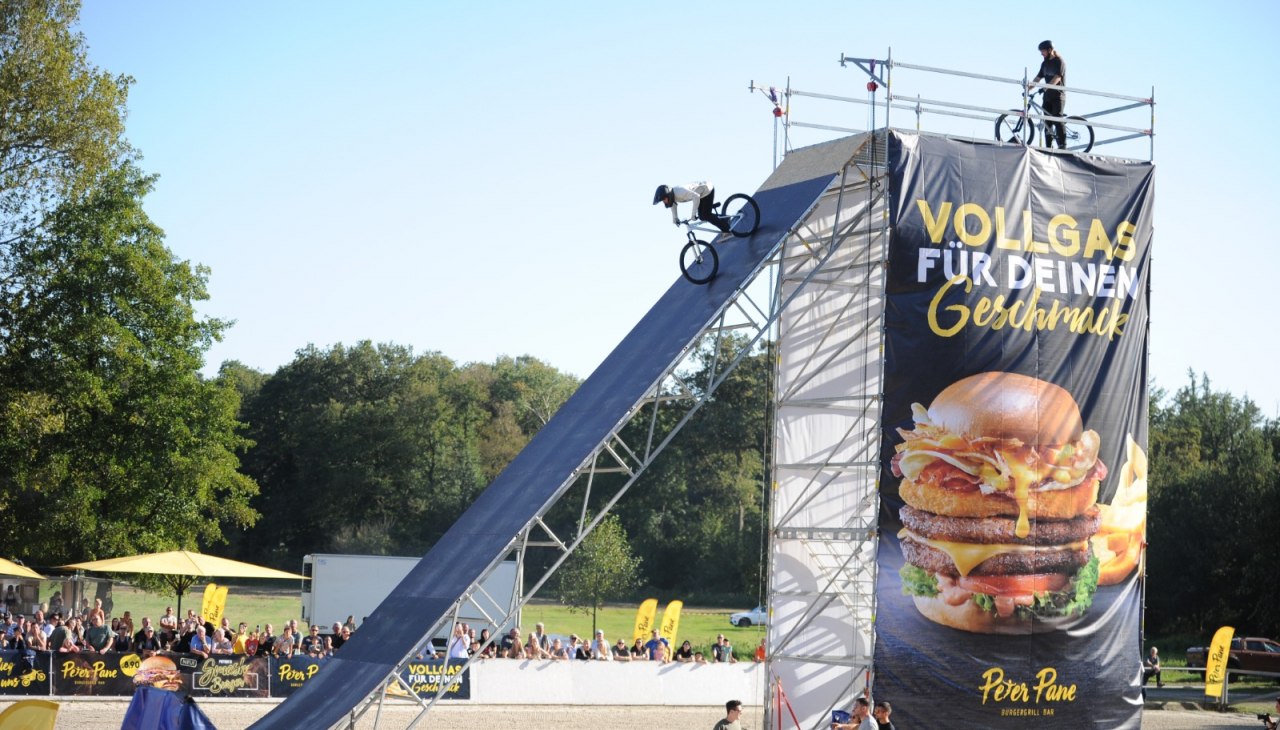 Freestyle-Stuntshow im Landgest&uuml;t Redefin, &copy; A. Strohbehn