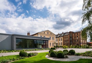 Willkommen im Hotel Mecklenburger Hof! // © Hotel und Pension in der Nudeloper Willkommen im Hotel Mecklenburger Hof! // © Hotel und Pension in der Nudeloper