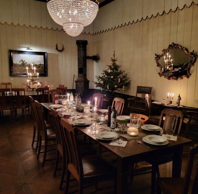 Gutshaus Below Adventsbrunch, © klemm