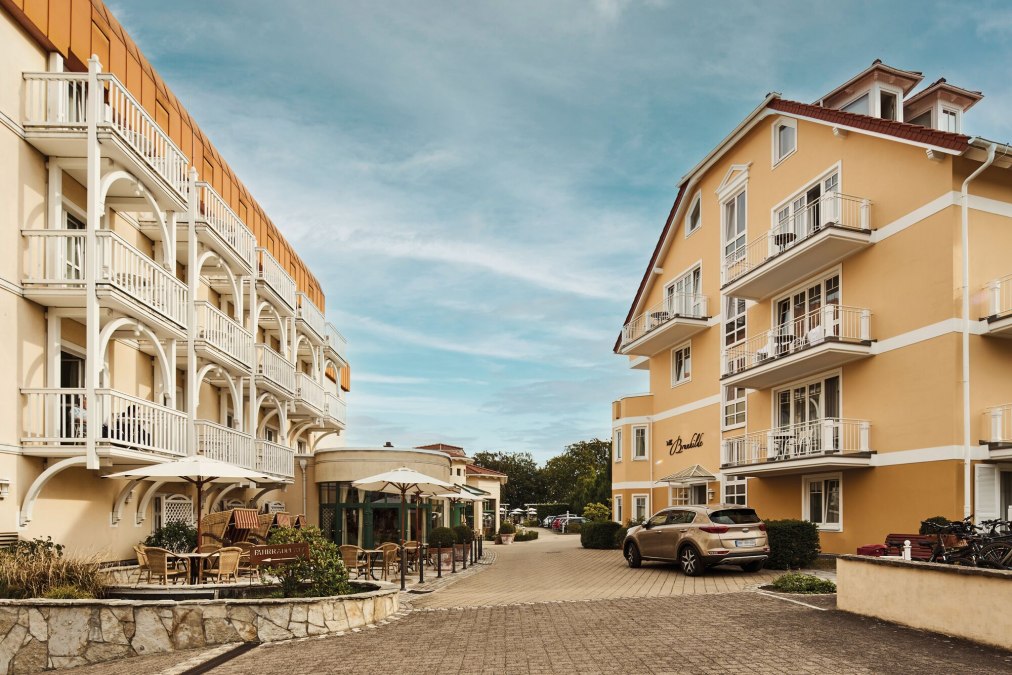 Hoteleinfahrt, &copy; Arne Nagel AMOA e. K