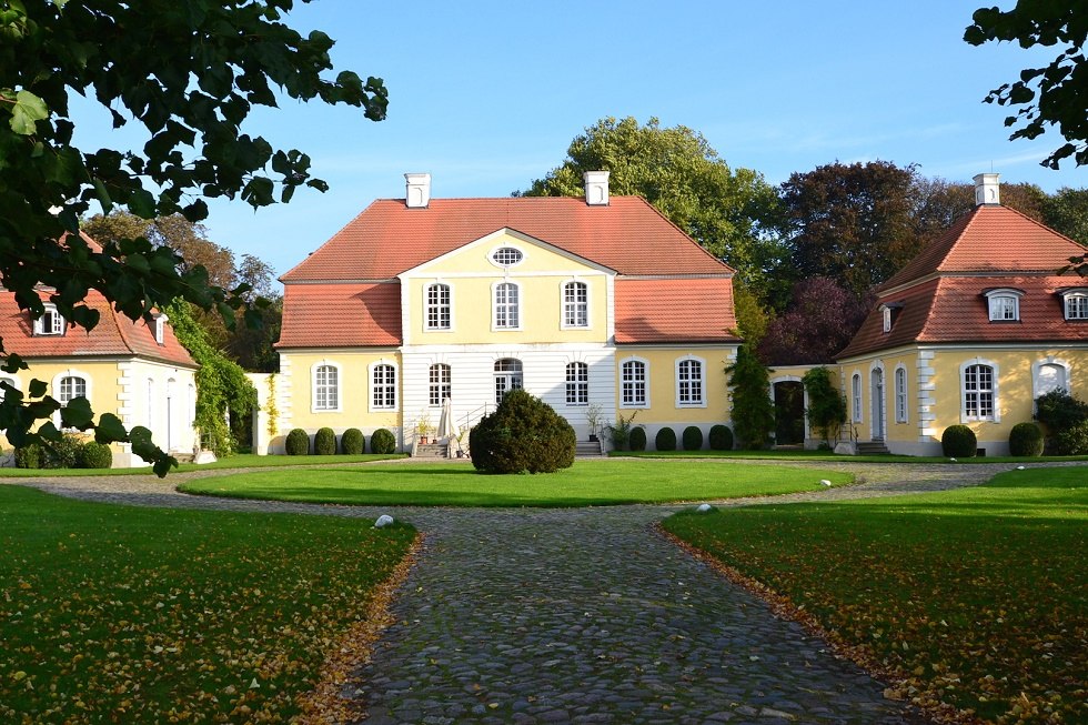 Gutshaus Kartzitz // © Tourismuszentrale Rügen Gutshaus Kartzitz // © Tourismuszentrale Rügen